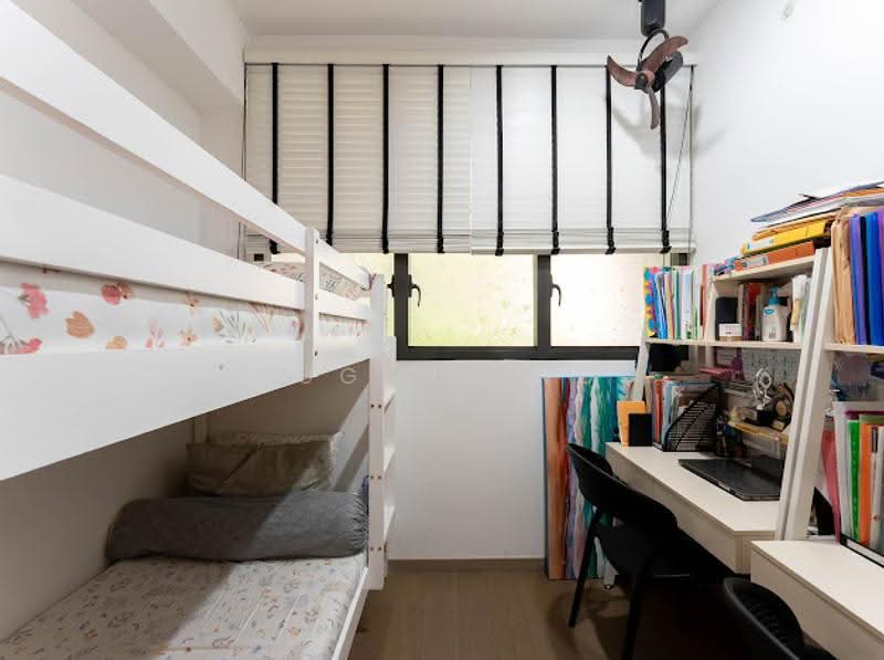 Penrose, 30 Sims Drive, Eunos / Geylang / Paya Lebar, 2 Bedrooms, 710 sqft, Condominium For Sale, by Eugene Ng, 500259715 - Bedroom - PropertyGuru.com.sg