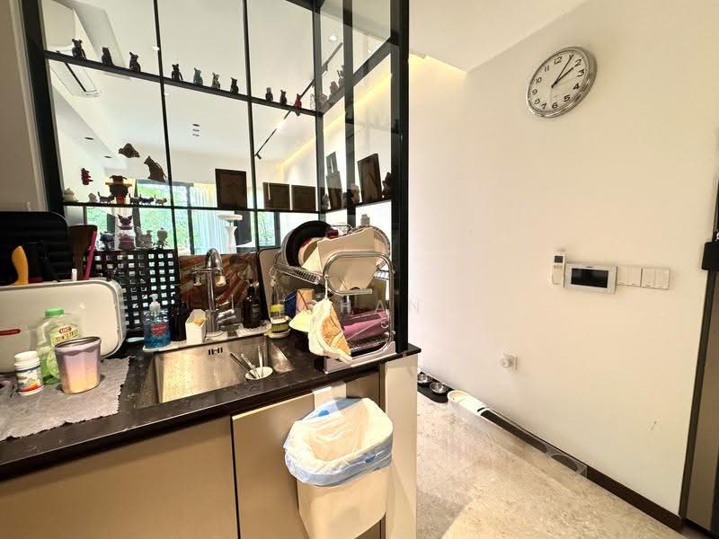 Royalgreen, 2 Anamalai Avenue, Tanglin / Holland / Bukit Timah, 2 Bedrooms, 818 sqft, Condominium For Sale, by Ethan Mark Kheng, 500259716 - PropertyGuru.com.sg