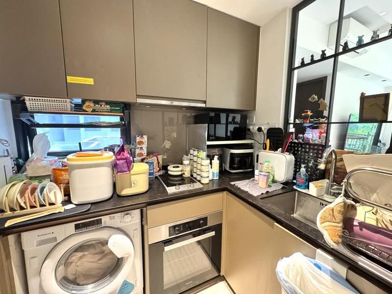 Royalgreen, 2 Anamalai Avenue, Tanglin / Holland / Bukit Timah, 2 Bedrooms, 818 sqft, Condominium For Sale, by Ethan Mark Kheng, 500259716 - Kitchen - PropertyGuru.com.sg