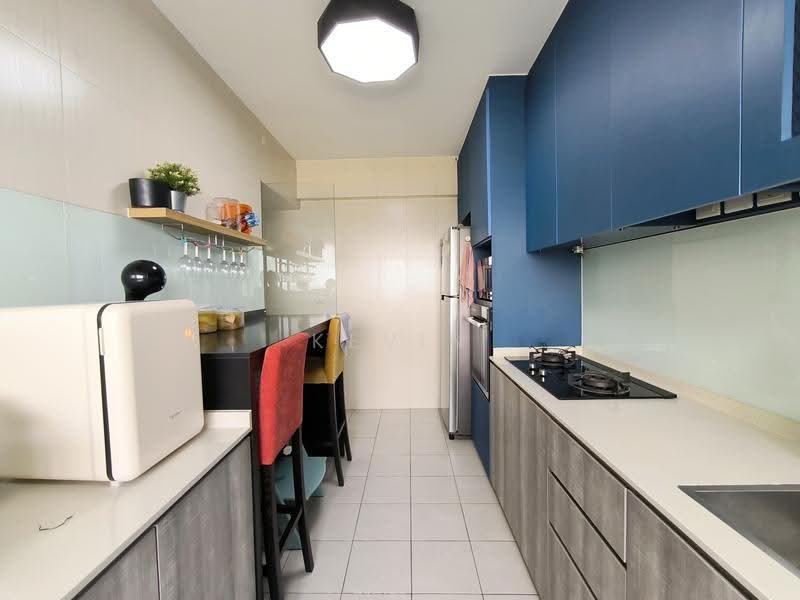 56 Teban Gardens Road, 56 Teban Gardens Road, Boon Lay / Jurong / Tuas, 3 Bedrooms, 990 sqft, HDB Flat For Sale, by Kevin Ho, 500259744 - Kitchen - PropertyGuru.com.sg