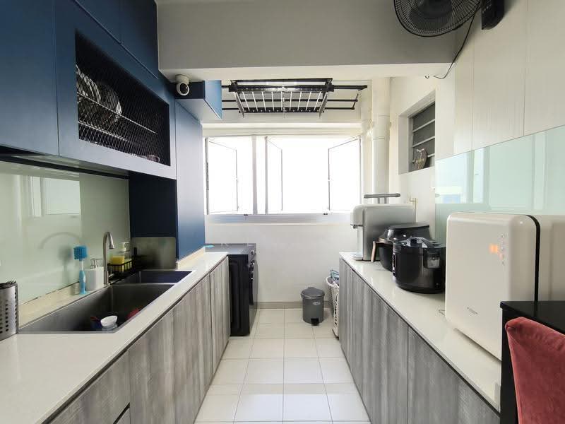 56 Teban Gardens Road, 56 Teban Gardens Road, Boon Lay / Jurong / Tuas, 3 Bedrooms, 990 sqft, HDB Flat For Sale, by Kevin Ho, 500259744 - PropertyGuru.com.sg