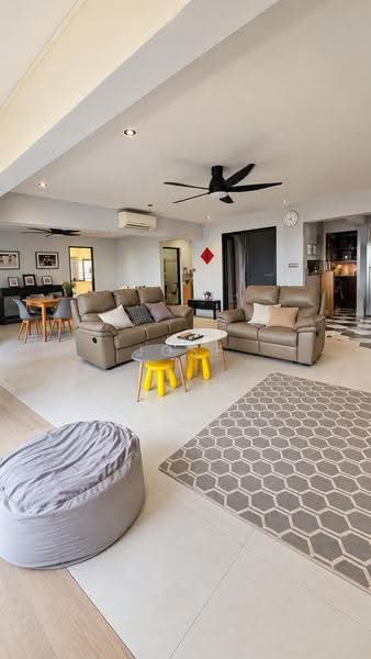 206 Clementi Avenue 6, 206 Clementi Avenue 6, Buona Vista / West Coast / Clementi New Town, 4 Bedrooms, 1,657 sqft, HDB Flat For Sale, by Jose Loh Zhenhao, 500259771 - Living Room - PropertyGuru.com.sg