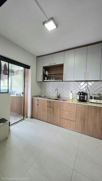 206 Clementi Avenue 6, 206 Clementi Avenue 6, Buona Vista / West Coast / Clementi New Town, 4 Bedrooms, 1,657 sqft, HDB Flat For Sale, by Jose Loh Zhenhao, 500259771 - Kitchen - PropertyGuru.com.sg