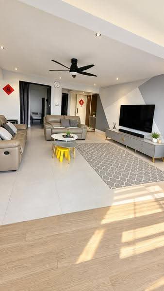 206 Clementi Avenue 6, 206 Clementi Avenue 6, Buona Vista / West Coast / Clementi New Town, 4 Bedrooms, 1,657 sqft, HDB Flat For Sale, by Jose Loh Zhenhao, 500259771 - Living Room - PropertyGuru.com.sg