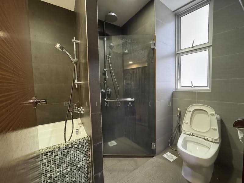 Lakepoint Condo, 2 Lakepoint Drive, Boon Lay / Jurong / Tuas, Room Rental, 120 sqft, Condominium For Rent, by Belinda Liu, 500259780 - Bathroom - PropertyGuru.com.sg