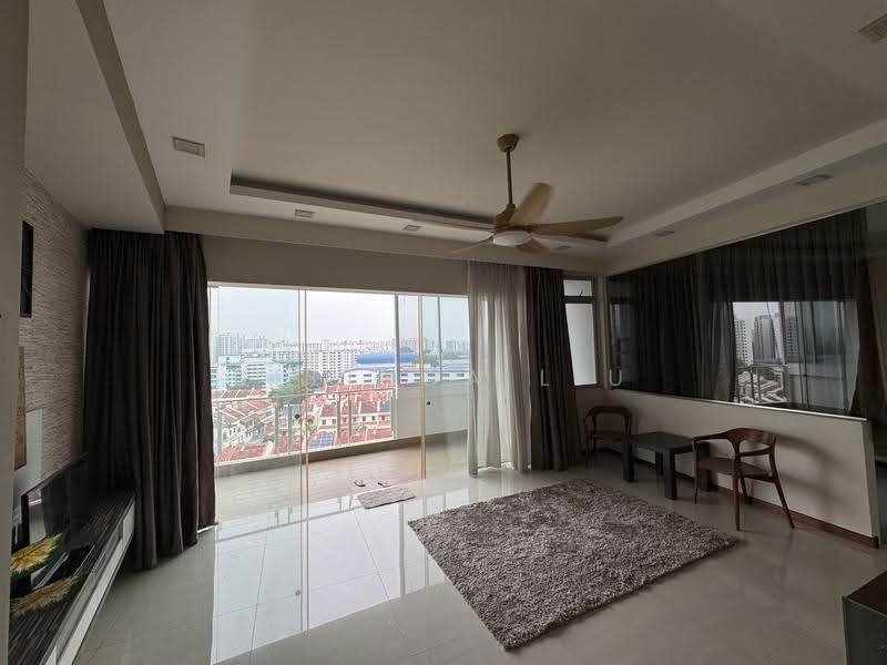 Lakepoint Condo, 2 Lakepoint Drive, Boon Lay / Jurong / Tuas, Room Rental, 120 sqft, Condominium For Rent, by Belinda Liu, 500259780 - Living Room - PropertyGuru.com.sg