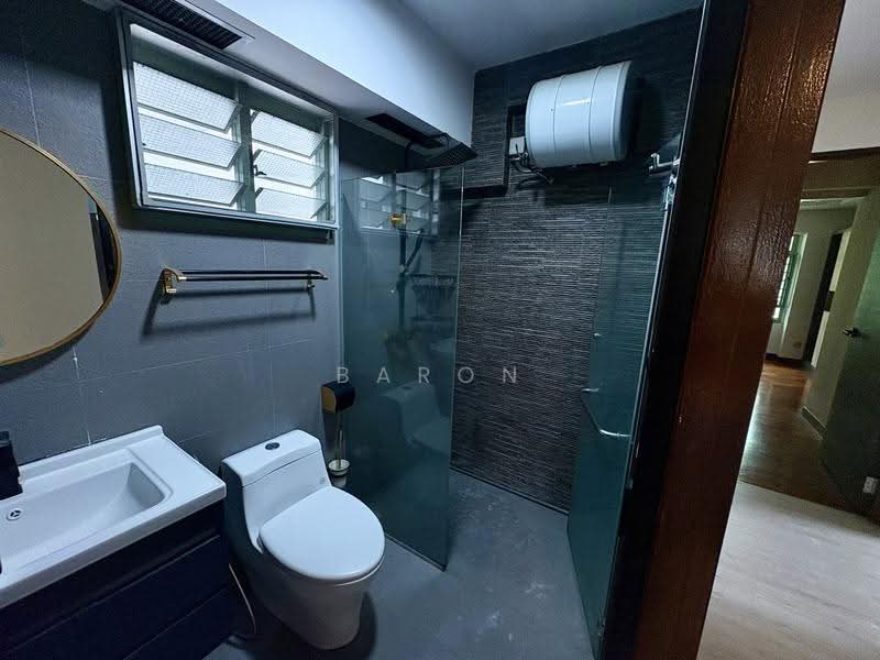 638A Punggol Drive, 638A Punggol Drive, Hougang / Punggol / Sengkang, 3 Bedrooms, 1,210 sqft, HDB Flat For Rent, by Baron Tan 陈鼎超, 500259786 - Bathroom - PropertyGuru.com.sg
