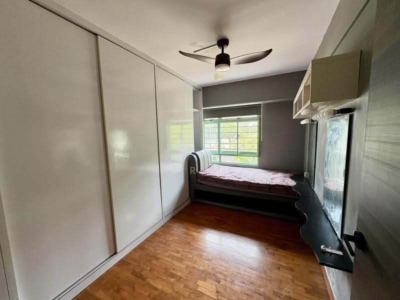 638A Punggol Drive, 638A Punggol Drive, Hougang / Punggol / Sengkang, 3 Bedrooms, 1,210 sqft, HDB Flat For Rent, by Baron Tan 陈鼎超, 500259786 - Bedroom - PropertyGuru.com.sg