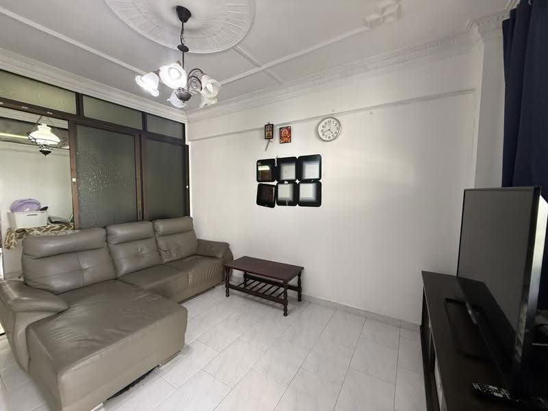346 Ang Mo Kio Avenue 3, 346 Ang Mo Kio Avenue 3, Ang Mo Kio / Bishan / Thomson, 2 Bedrooms, 785 sqft, HDB Flat For Rent, by Jayden Chiang, 500259800 - Living Room - PropertyGuru.com.sg
