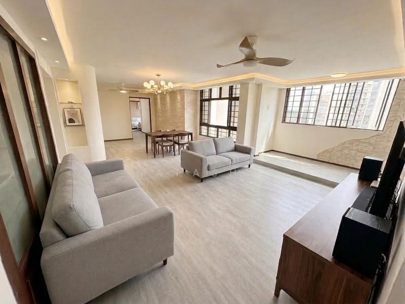 656 Choa Chu Kang Crescent, 656 Choa Chu Kang Crescent, Dairy Farm / Bukit Panjang / Choa Chu Kang, 4 Bedrooms, 1,517 sqft, HDB Flat For Sale, by Natasha Goh, 500259806 - Living Room - PropertyGuru.com.sg