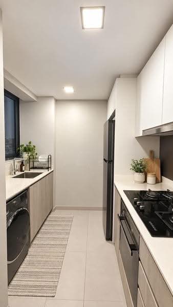 The Criterion, 17 Yishun Street 51, Sembawang / Yishun, 3 Bedrooms, 893 sqft, Condominium For Sale, by Eric Yam, 500259807 - Kitchen - PropertyGuru.com.sg
