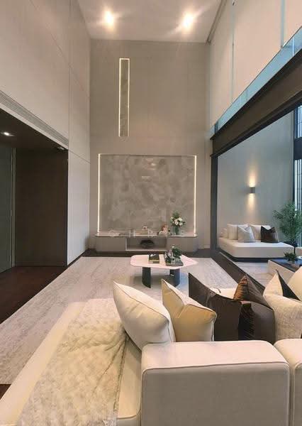 Lloyd SixtyFive, 65 Lloyd Road, Orchard / River Valley, 3 Bedrooms, 2,422 sqft, Condominium For Sale, by Chris W, 500259817 - Living Room - PropertyGuru.com.sg