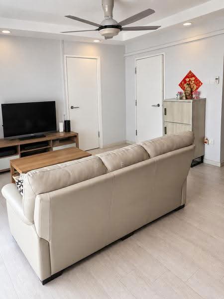193 Edgefield Plains, 193 Edgefield Plains, Hougang / Punggol / Sengkang, Room Rental, 12 sqft, HDB Flat For Rent, by Bee Lim, 500259827 - Living Room - PropertyGuru.com.sg