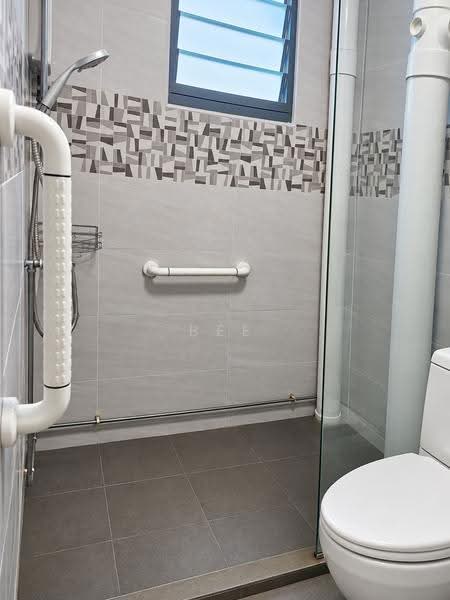 193 Edgefield Plains, 193 Edgefield Plains, Hougang / Punggol / Sengkang, Room Rental, 12 sqft, HDB Flat For Rent, by Bee Lim, 500259827 - Bathroom - PropertyGuru.com.sg