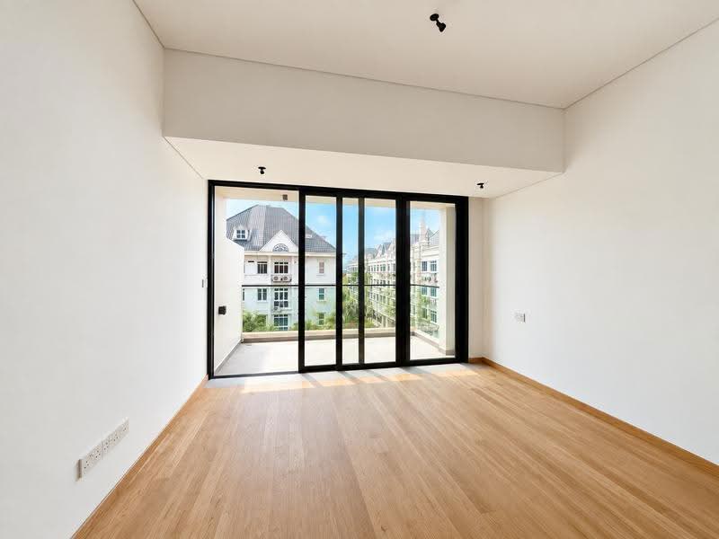 **LANDED7772** @ BRAND NEW TERRACE AT SIGLAP, East Coast / Marine Parade, 5 Bedrooms, 4,972 sqft, Terraced House For Sale, by Agnes Ng, 500259835 - Balcony - PropertyGuru.com.sg