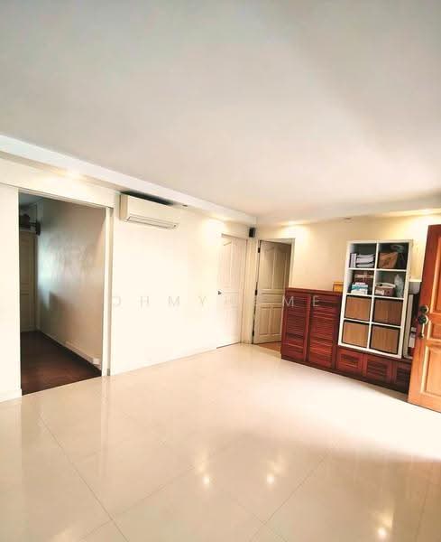 175 Bishan Street 13, 175 Bishan Street 13, Ang Mo Kio / Bishan / Thomson, 2 Bedrooms, 893 sqft, HDB Flat For Sale, by NOEL PHOON, 500259855 - Living Room - PropertyGuru.com.sg