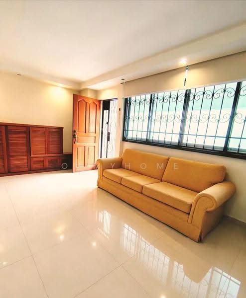 175 Bishan Street 13, 175 Bishan Street 13, Ang Mo Kio / Bishan / Thomson, 2 Bedrooms, 893 sqft, HDB Flat For Sale, by NOEL PHOON, 500259855 - Living Room - PropertyGuru.com.sg