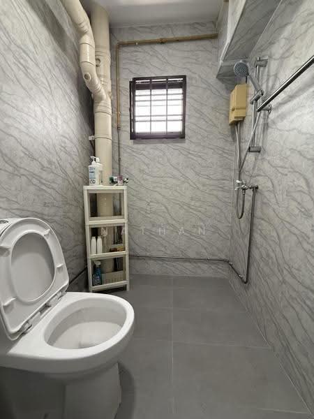 638 Woodlands Ring Road, 638 Woodlands Ring Road, Admiralty / Woodlands, Room Rental, 150 sqft, HDB Flat For Rent, by Nathan Wang, 500259879 - Bathroom - PropertyGuru.com.sg