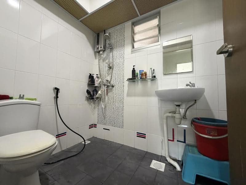 162A Rivervale Crescent, 162A Rivervale Crescent, Hougang / Punggol / Sengkang, Room Rental, 130 sqft, HDB Flat For Rent, by Carollyn Ong, 500259897 - Bathroom - PropertyGuru.com.sg