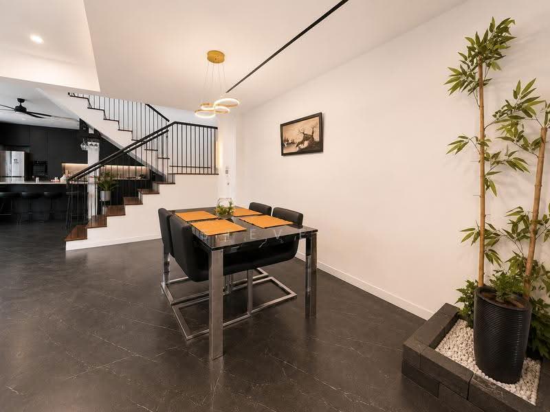 RARE 4,397SQFT FH CORNER TERRACE | MODERN REBUILT HOME | KOVAN, Hougang / Punggol / Sengkang, 5 Bedrooms, 3,800 sqft, Corner Terrace For Sale, by Steven Deng, 500259899 - Kitchen - PropertyGuru.com.sg