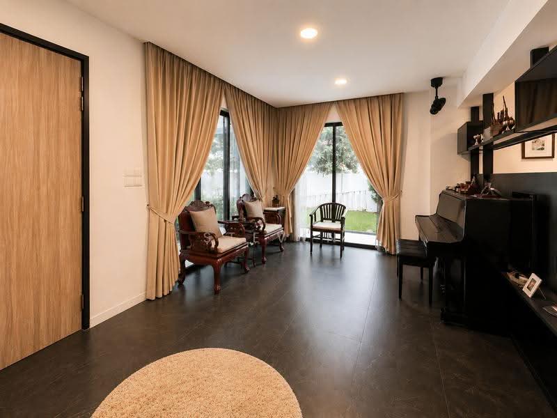 RARE 4,397SQFT FH CORNER TERRACE | MODERN REBUILT HOME | KOVAN, Hougang / Punggol / Sengkang, 5 Bedrooms, 3,800 sqft, Corner Terrace For Sale, by Steven Deng, 500259899 - Living Room - PropertyGuru.com.sg