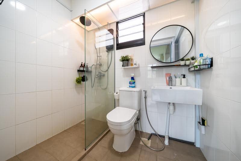 509B Yishun Avenue 4, 509B Yishun Avenue 4, Sembawang / Yishun, 3 Bedrooms, 1,001 sqft, HDB Flat For Sale, by Li Ying Quek, 500259910 - Bathroom - PropertyGuru.com.sg
