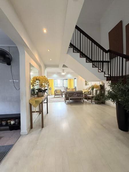 426 Tampines Street 41, 426 Tampines Street 41, Pasir Ris / Tampines, 3 Bedrooms, 1,593 sqft, HDB Flat For Sale, by Rusydi Yusoff, 500259912 - Living Room - PropertyGuru.com.sg