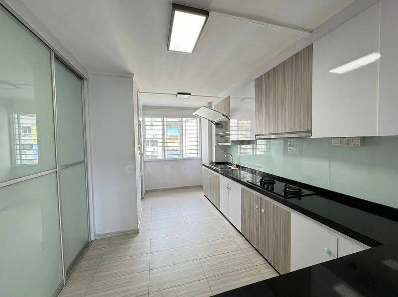 352 Ubi Avenue 1, 352 Ubi Avenue 1, Eunos / Geylang / Paya Lebar, 3 Bedrooms, 1,313 sqft, HDB Flat For Sale, by Carollyn Ong, 500259920 - Kitchen - PropertyGuru.com.sg