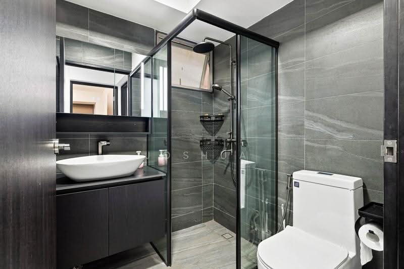 588B Ang Mo Kio Street 52, 588B Ang Mo Kio Street 52, Ang Mo Kio / Bishan / Thomson, 3 Bedrooms, 969 sqft, HDB Flat For Sale, by Joshua Lim, 500259927 - Bathroom - PropertyGuru.com.sg