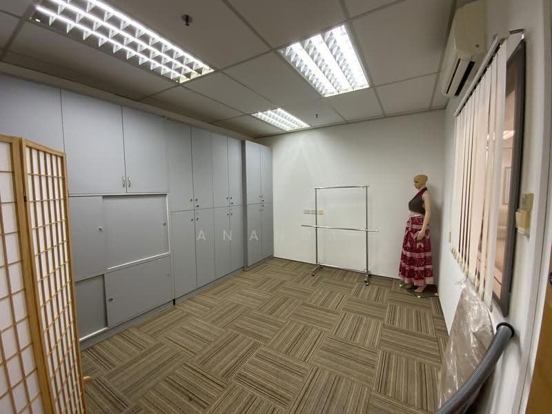 Tradehub 21, 18 Boon Lay Way, Boon Lay / Jurong / Tuas, 1,518 sqft, Light Industrial (B1) For Sale, by Ananda Sivanandam, 500259938 - Interior - CommercialGuru.com.sg