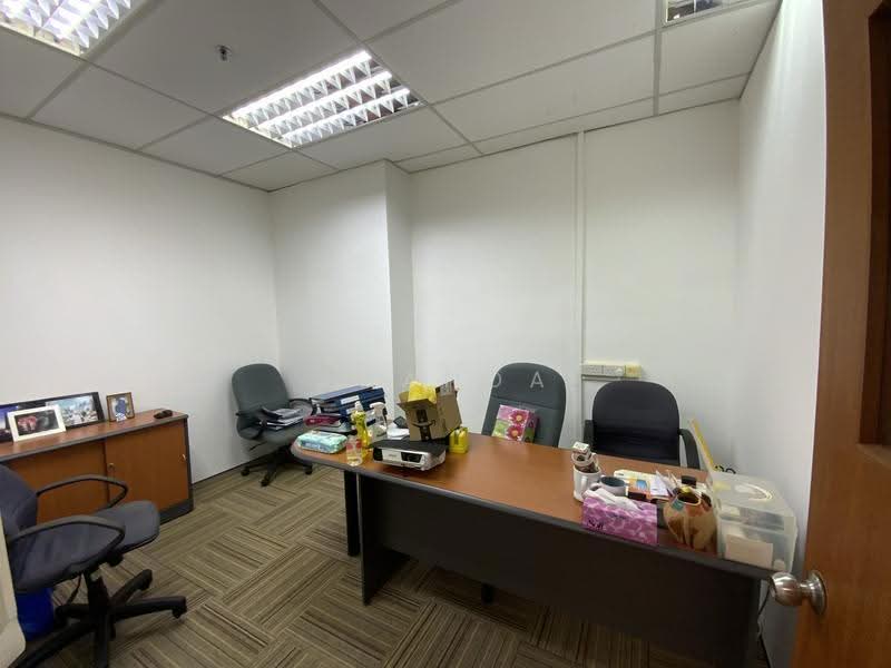 Tradehub 21, 18 Boon Lay Way, Boon Lay / Jurong / Tuas, 1,518 sqft, Light Industrial (B1) For Sale, by Ananda Sivanandam, 500259938 - Interior - CommercialGuru.com.sg