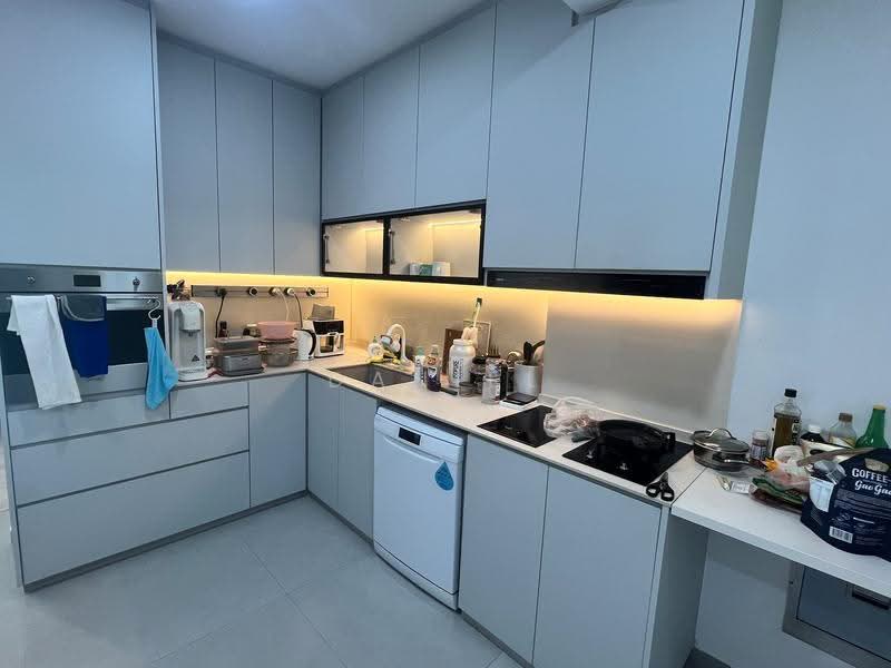 Beautifully Renovated Spacious Apartment, Off Balestier Road, Balestier / Toa Payoh, 3 Bedrooms, 1,658 sqft, Condominium For Sale, by Daniel Kang, 500259942 - Kitchen - PropertyGuru.com.sg