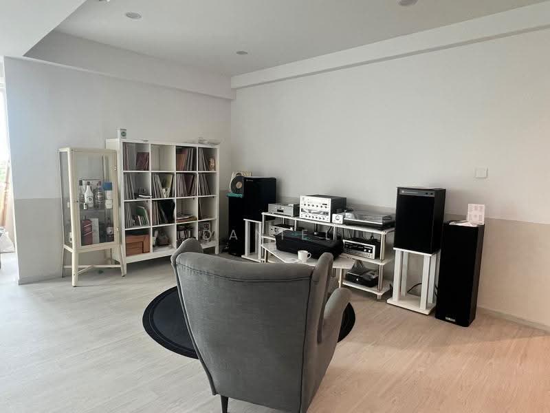 Beautifully Renovated Spacious Apartment, Off Balestier Road, Balestier / Toa Payoh, 3 Bedrooms, 1,658 sqft, Condominium For Sale, by Daniel Kang, 500259942 - Music Area - PropertyGuru.com.sg