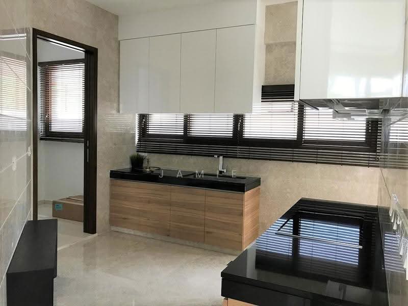RARE BUNGALOW AT LORNIE ROAD FOR RENT, Lornie Road, Andrew Road, Olive Road, Newton / Novena, 7 Bedrooms, 9,450 sqft, Bungalow House For Rent, by Jamie Yoeng, 500259951 - Kitchen - PropertyGuru.com.sg