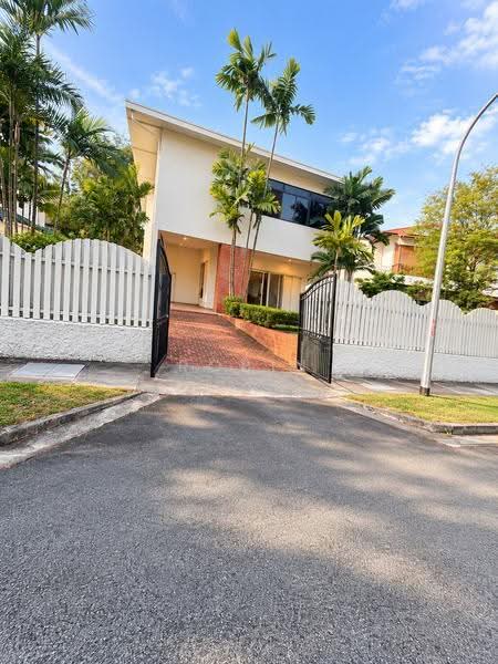 Sunset Way, Clementi Park / Upper Bukit Timah, 5 Bedrooms, 4,200 sqft, Detached House For Sale, by Robin Lim, 500259959 - PropertyGuru.com.sg