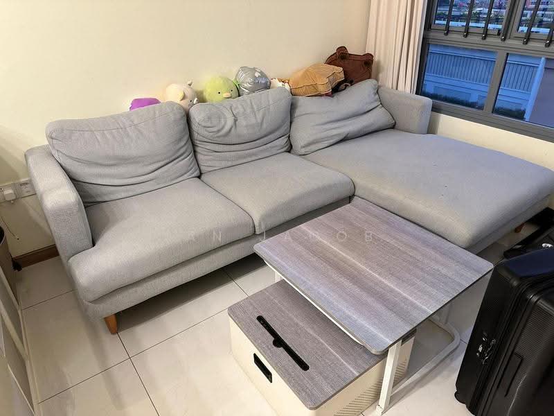 618B Tampines Street 61, 618B Tampines Street 61, Pasir Ris / Tampines, 3 Bedrooms, 1,001 sqft, HDB Flat For Rent, by Jan Jacob Chiong, 500259963 - Living Room - PropertyGuru.com.sg