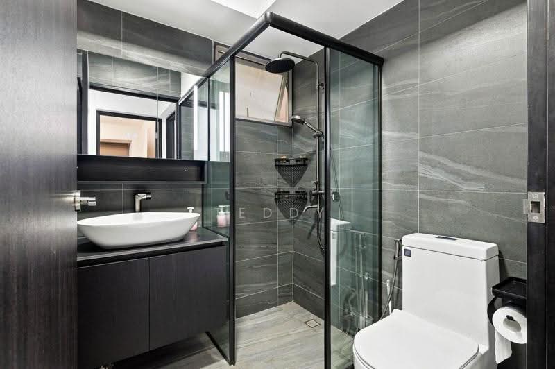 588B Ang Mo Kio Street 52, 588B Ang Mo Kio Street 52, Ang Mo Kio / Bishan / Thomson, 3 Bedrooms, 969 sqft, HDB Flat For Sale, by Teddy Juay, 500259964 - Bathroom - PropertyGuru.com.sg
