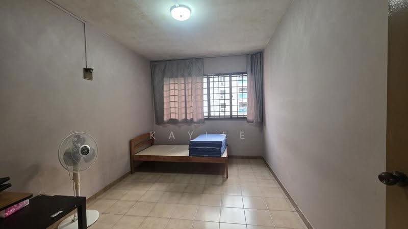 102 Gangsa Road, 102 Gangsa Road, Dairy Farm / Bukit Panjang / Choa Chu Kang, 3 Bedrooms, 1,109 sqft, HDB Flat For Sale, by Kaylee Toh, 500259966 - Bedroom - PropertyGuru.com.sg