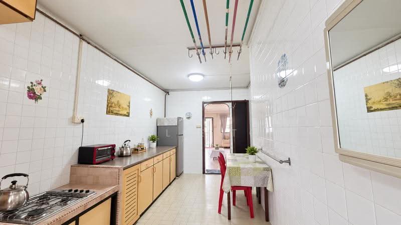 102 Gangsa Road, 102 Gangsa Road, Dairy Farm / Bukit Panjang / Choa Chu Kang, 3 Bedrooms, 1,109 sqft, HDB Flat For Sale, by Kaylee Toh, 500259966 - Kitchen - PropertyGuru.com.sg