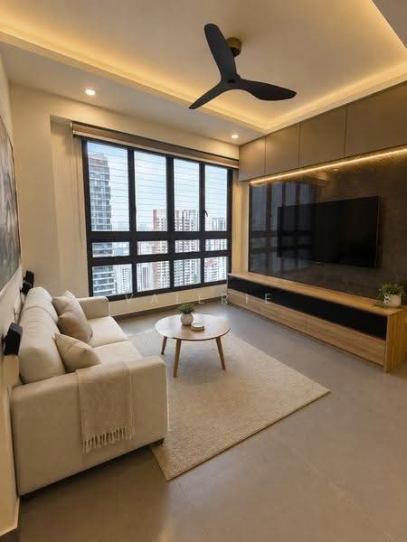 94 Dawson Road, 94 Dawson Road, Alexandra / Commonwealth, 2 Bedrooms, 678 sqft, HDB Flat For Sale, by Valerie Quek, 500259988 - Living Room - PropertyGuru.com.sg