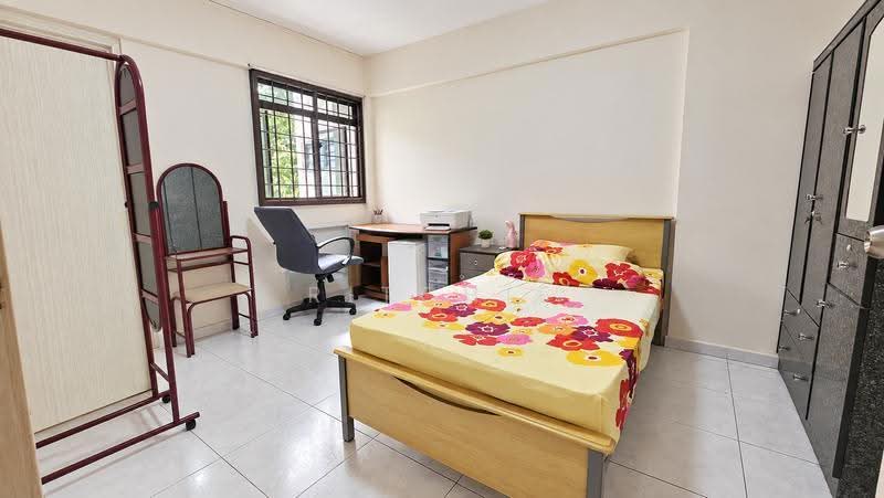 214 Yishun Street 21, 214 Yishun Street 21, Sembawang / Yishun, 2 Bedrooms, 721 sqft, HDB Flat For Sale, by Ritchie Li, 500259994 - Bedroom - PropertyGuru.com.sg