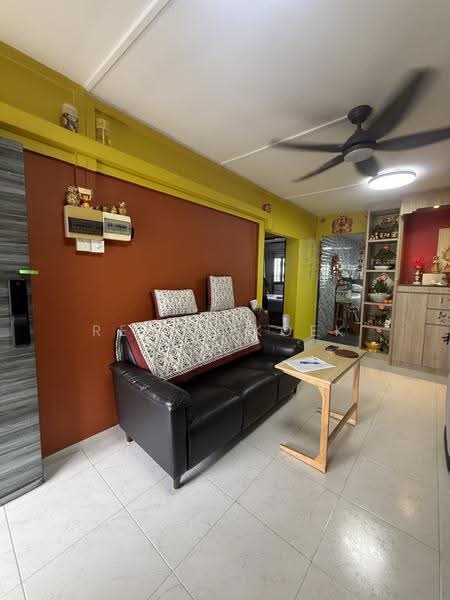 32 Marsiling Drive, 32 Marsiling Drive, Admiralty / Woodlands, 3 Bedrooms, 786 sqft, HDB Flat For Sale, by Remus Koek, 500260018 - Living Room - PropertyGuru.com.sg