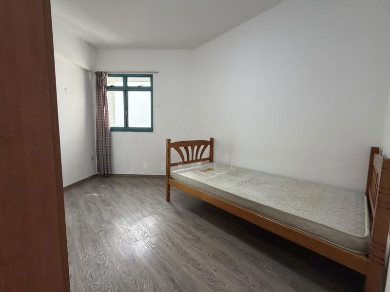 12 Farrer Park Road, 12 Farrer Park Road, Farrer Park / Serangoon Rd, 2 Bedrooms, 667 sqft, HDB Flat For Sale, by Rekael Das, 500260027 - PropertyGuru.com.sg