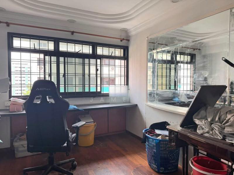 614 Woodlands Avenue 4, 614 Woodlands Avenue 4, Admiralty / Woodlands, 3 Bedrooms, 1,302 sqft, HDB Flat For Sale, by James Yeo, 500260035 - Study - PropertyGuru.com.sg