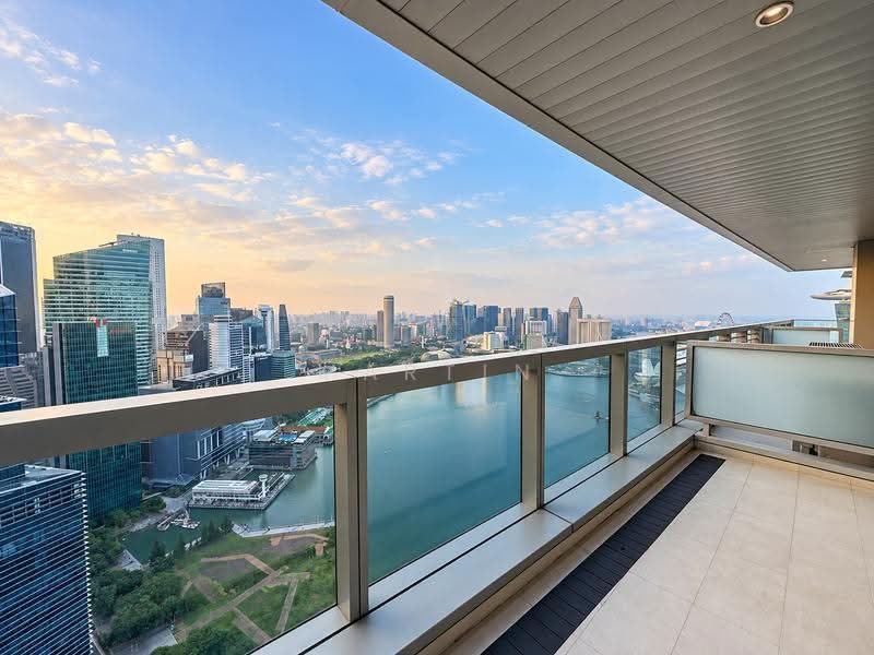 Marina Bay Residences, 18 Marina Boulevard, Boat Quay / Raffles Place / Marina, 3 Bedrooms, 1,970 sqft, Condominium For Sale, by Martin Yeo, 500260054 - Balcony - PropertyGuru.com.sg