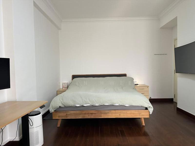 Villa Azura, 1 Cherry Avenue, Tanglin / Holland / Bukit Timah, 4 Bedrooms, 1,981 sqft, Condominium For Sale, by Chin Hwee ONG, 500260057 - Master Bedroom - PropertyGuru.com.sg