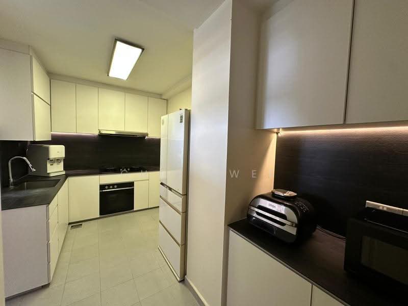 Villa Azura, 1 Cherry Avenue, Tanglin / Holland / Bukit Timah, 4 Bedrooms, 1,981 sqft, Condominium For Sale, by Chin Hwee ONG, 500260057 - Kitchen - PropertyGuru.com.sg