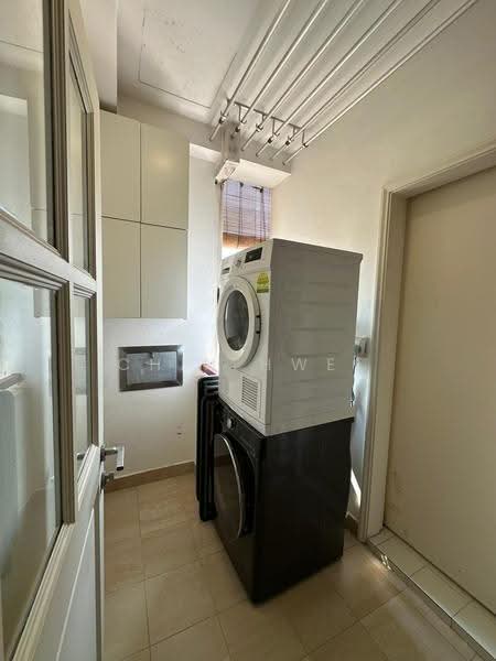 Villa Azura, 1 Cherry Avenue, Tanglin / Holland / Bukit Timah, 4 Bedrooms, 1,981 sqft, Condominium For Sale, by Chin Hwee ONG, 500260057 - Yard - PropertyGuru.com.sg