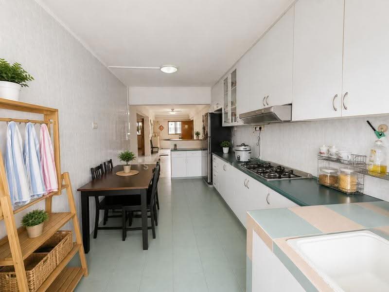 306 Clementi Avenue 4, 306 Clementi Avenue 4, Buona Vista / West Coast / Clementi New Town, 3 Bedrooms, 882 sqft, HDB Flat For Sale, by Shiqin R, 500260091 - Kitchen - PropertyGuru.com.sg