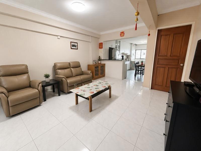 306 Clementi Avenue 4, 306 Clementi Avenue 4, Buona Vista / West Coast / Clementi New Town, 3 Bedrooms, 882 sqft, HDB Flat For Sale, by Shiqin R, 500260091 - Living Room - PropertyGuru.com.sg